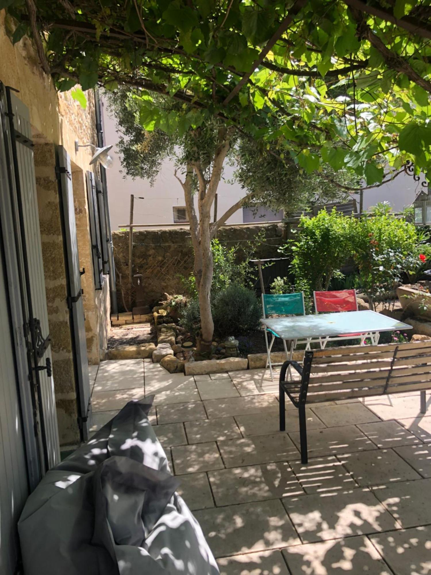 Maison De Village En Duo Avec 150M2 Au Rdc Et La Suite Parentale Ou En Famille Avec 4 Chambres 250M2 Interieur Montfaucon  المظهر الخارجي الصورة